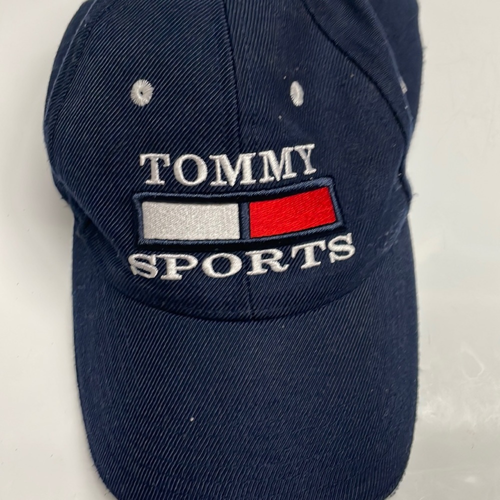 Nice Tommy sports hat
